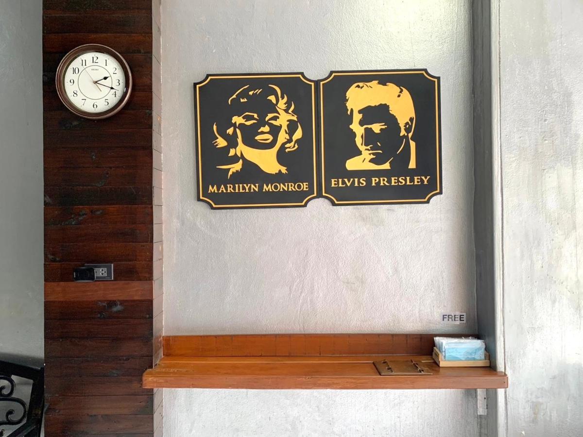 Pd Hostel Банкок Екстериор снимка