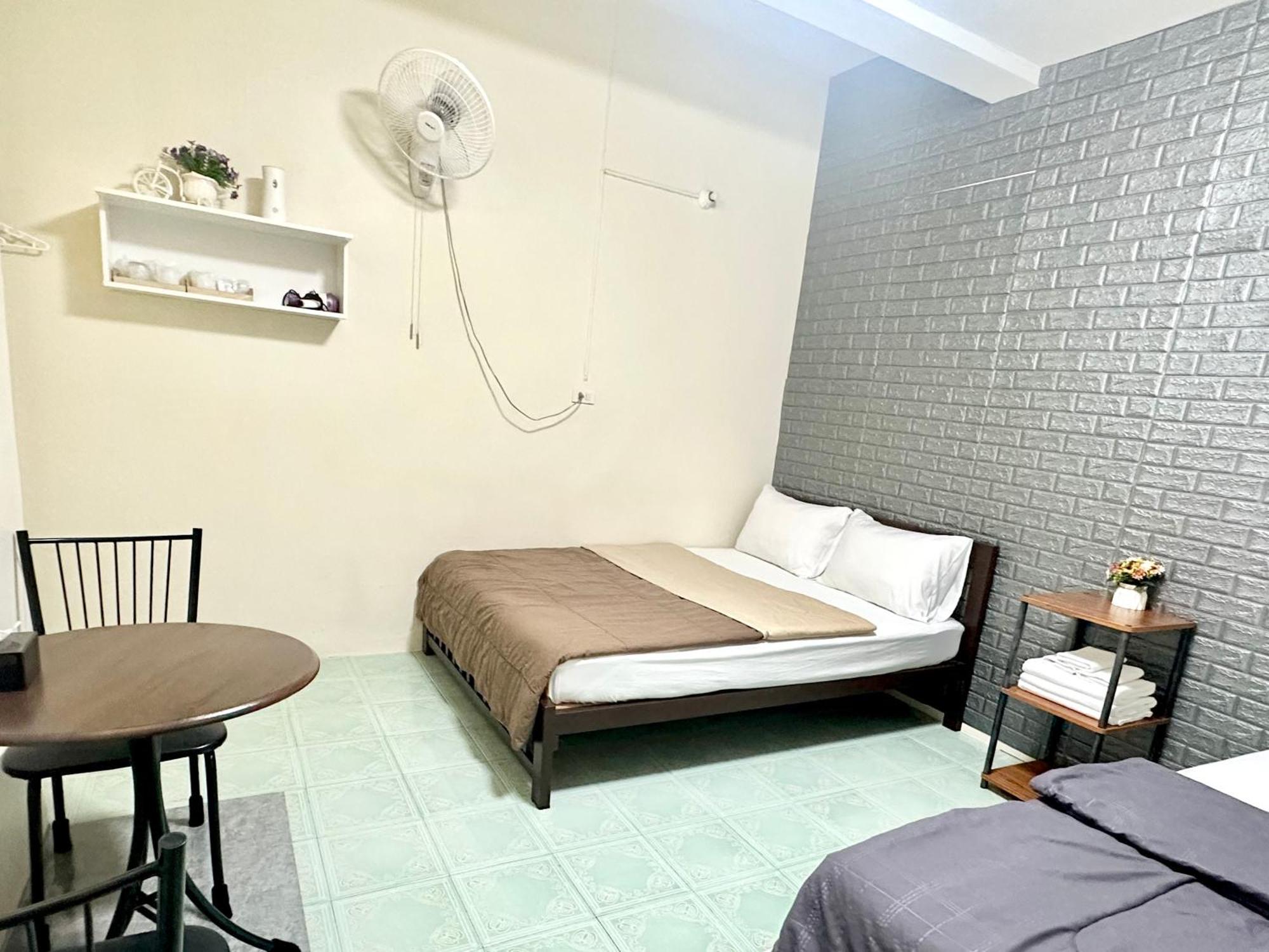Pd Hostel Банкок Екстериор снимка